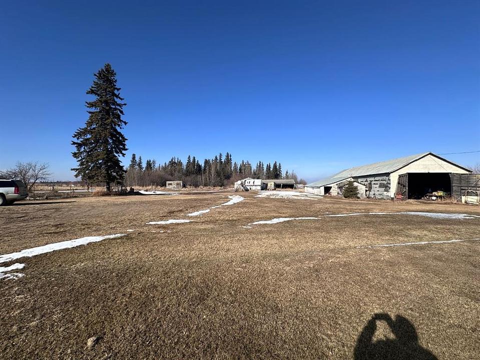 4902 50 Street, Grassland, AB