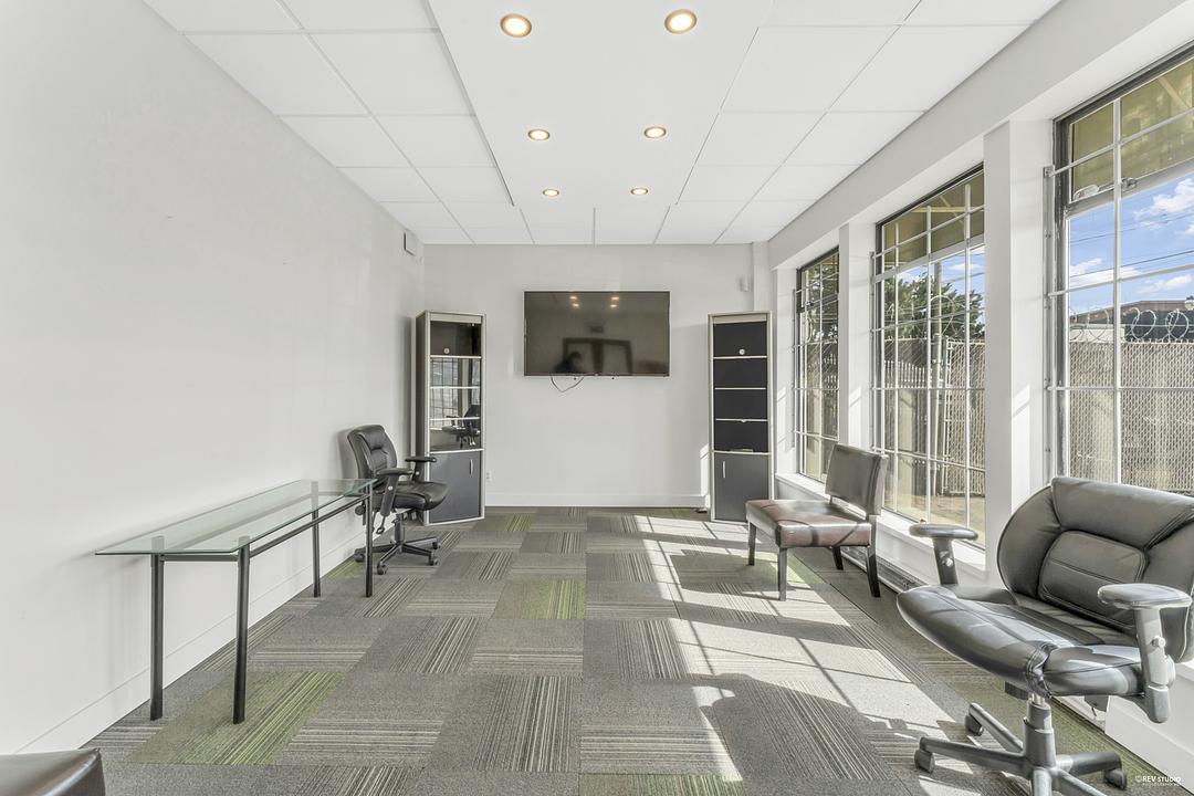 1520 Richmond St, North Vancouver, BC