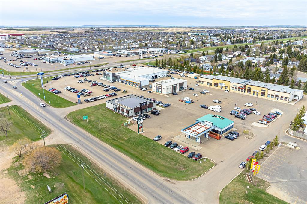 2602 50 Avenue, Lloydminster, AB