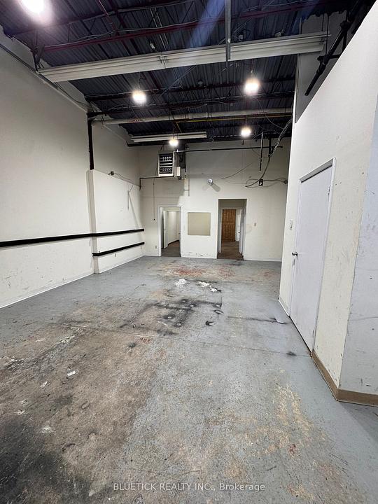 19 - 12 Bram Court, Brampton, ON