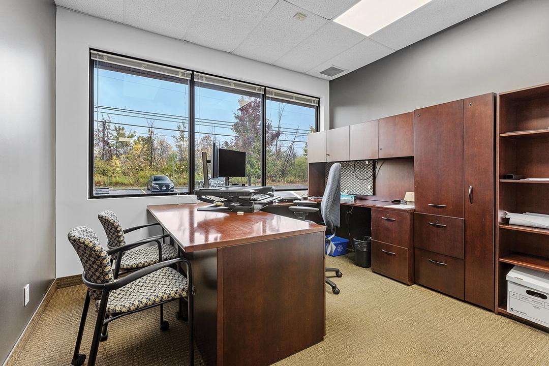 300 - 179 Colonnade Road, Ottawa, ON