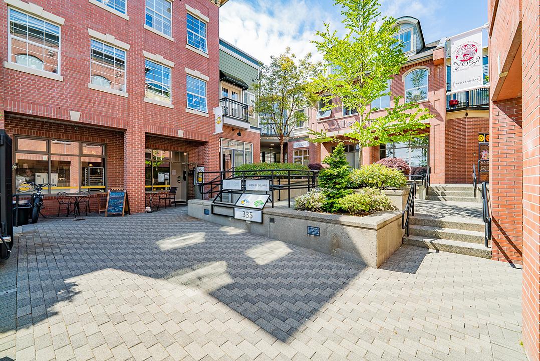 208 - 335 Wesley Street, Nanaimo, BC