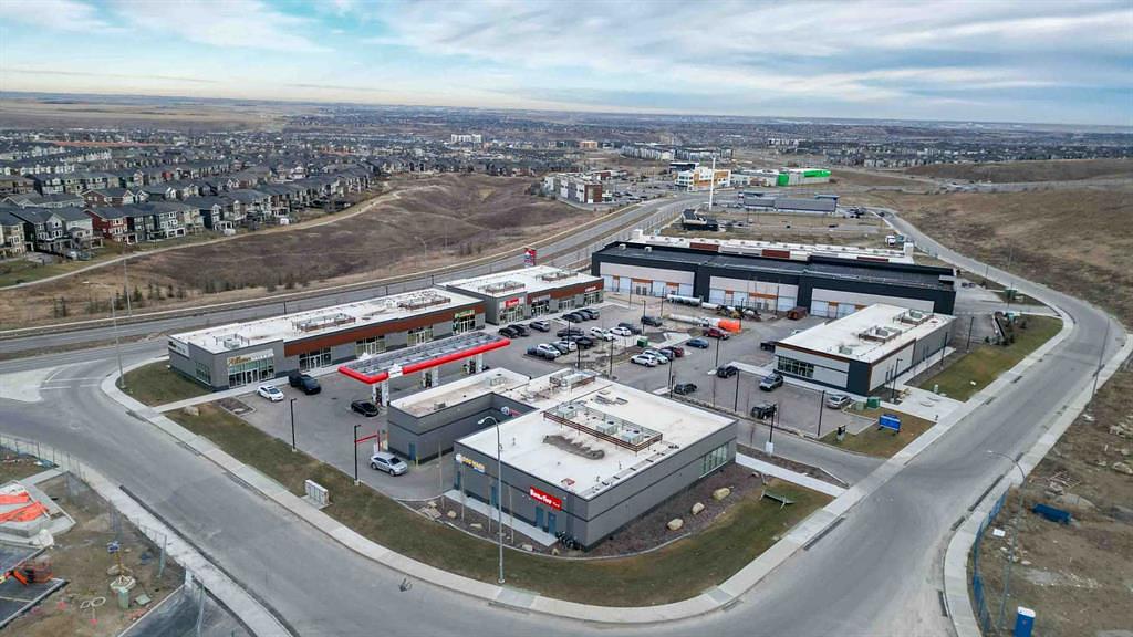250 - 318 Nolanridge Crescent Northwest, Calgary, AB