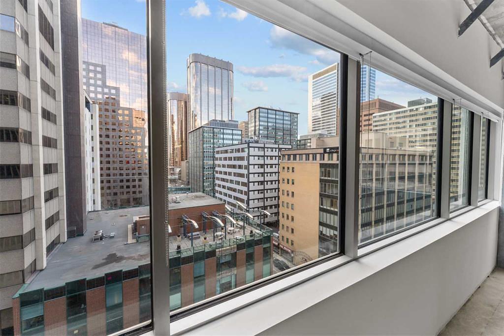 634 6 Avenue Southwest, Calgary, AB