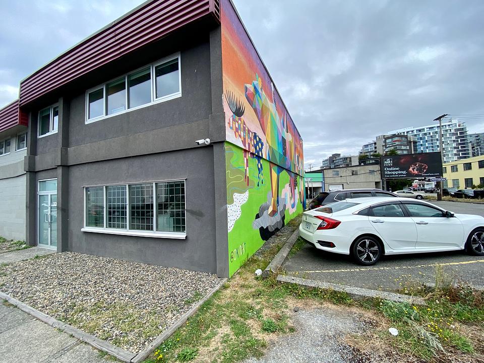 Main & 2nd - 325 West 4th Avenue, Vancouver, BC