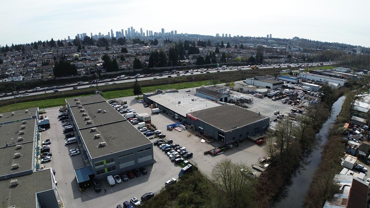 5371 Regent Street, Burnaby, BC