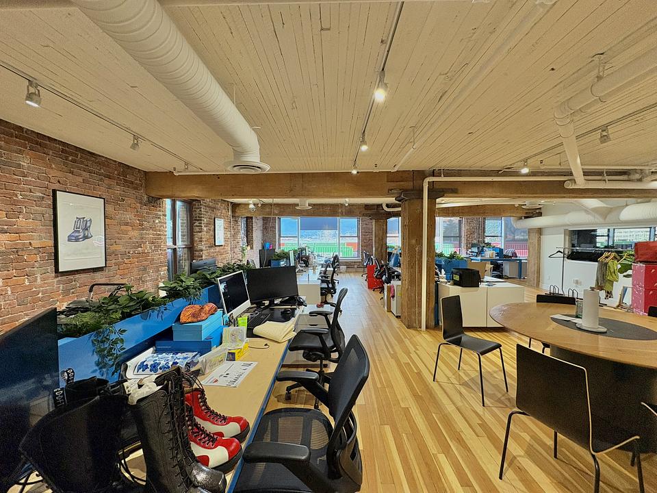 200 - 55 Water Street, Vancouver, BC