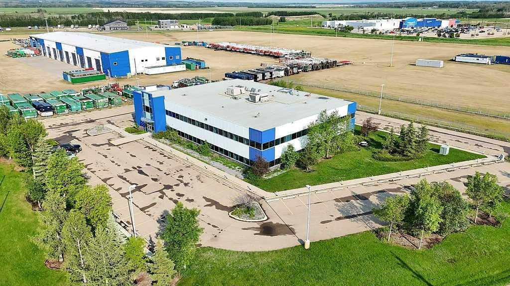 33 Schenk Industrial Road, Sylvan Lake, AB