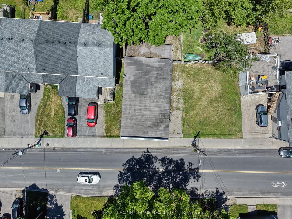 916 Lake Drive East, Georgina, ON