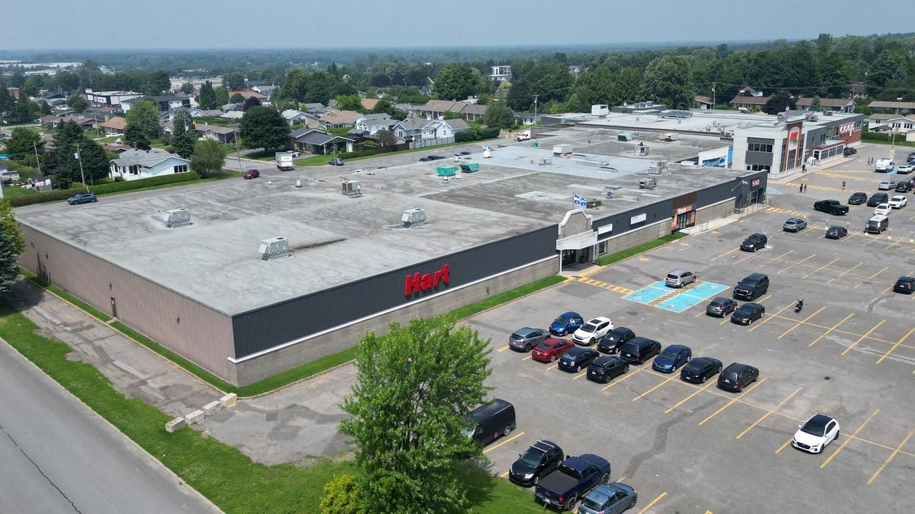 300 - 1971 Rue Bilodeau, Plessisville, QC
