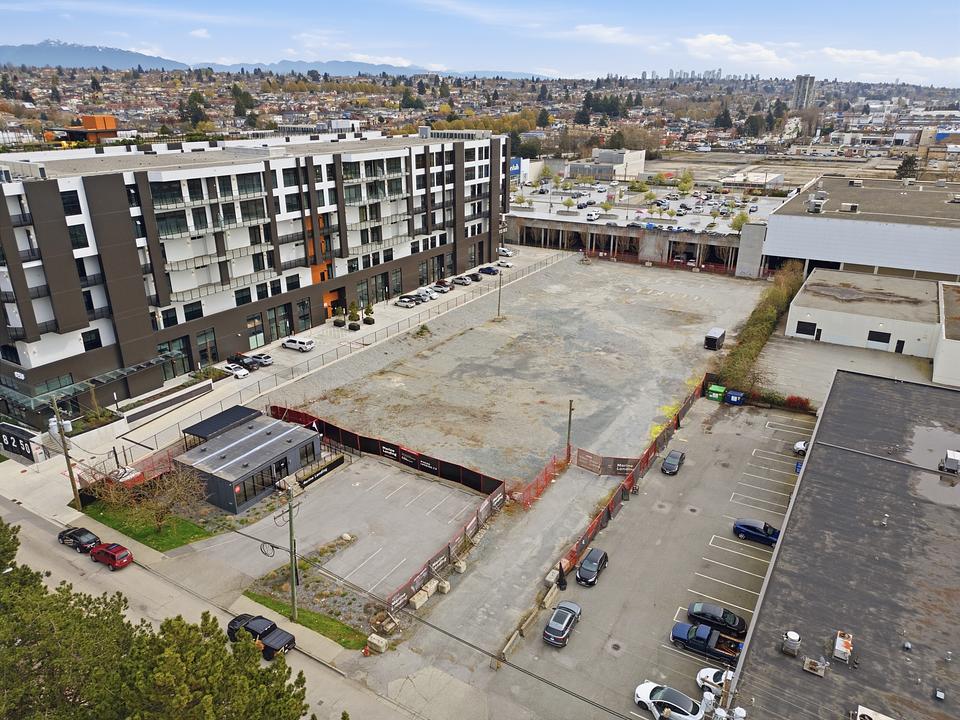 8252 Manitoba Street, Vancouver, BC