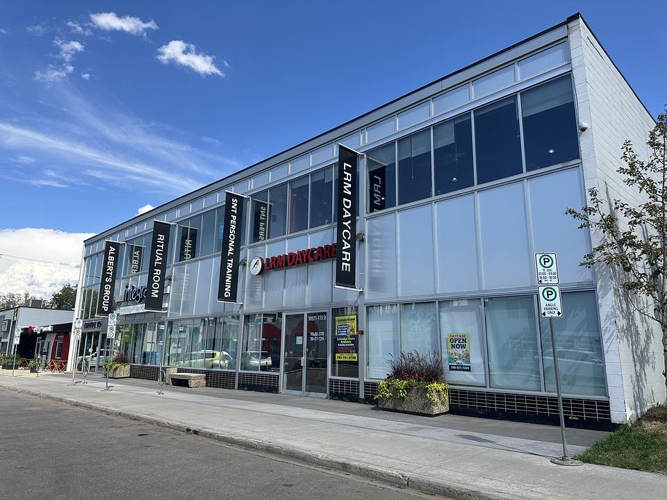10575 115 St NW, Edmonton, AB