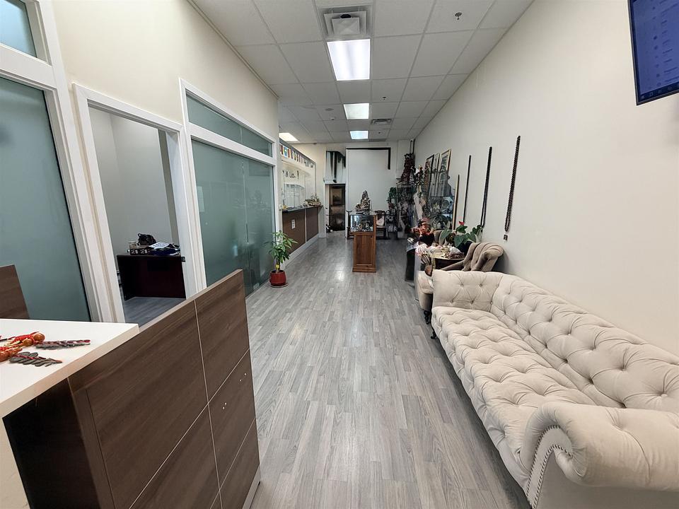 120 - 6068 Number 3 Road, Richmond, BC