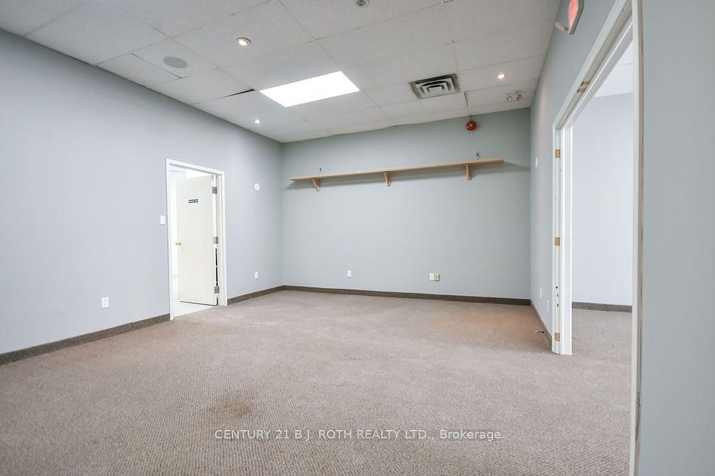 11 - 400 Laclie Street, Orillia, ON