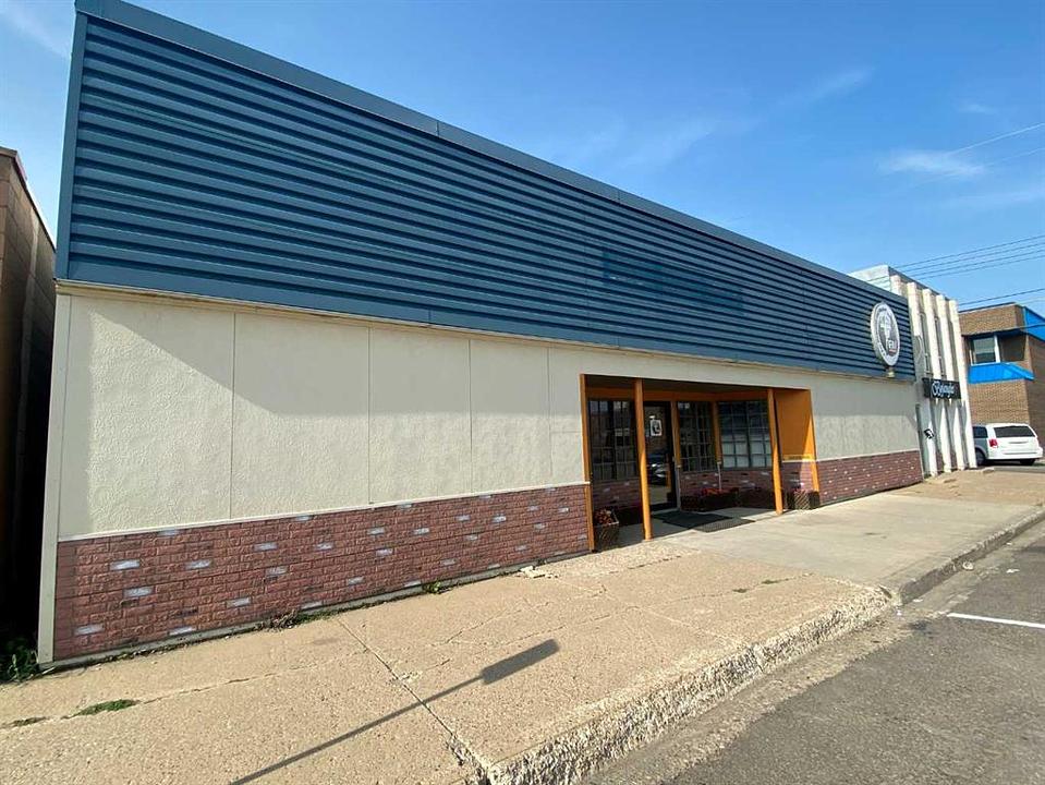 5008 48 Street, Lloydminster, AB