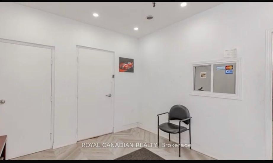 4 - 11 Goodmark Place, Toronto, ON