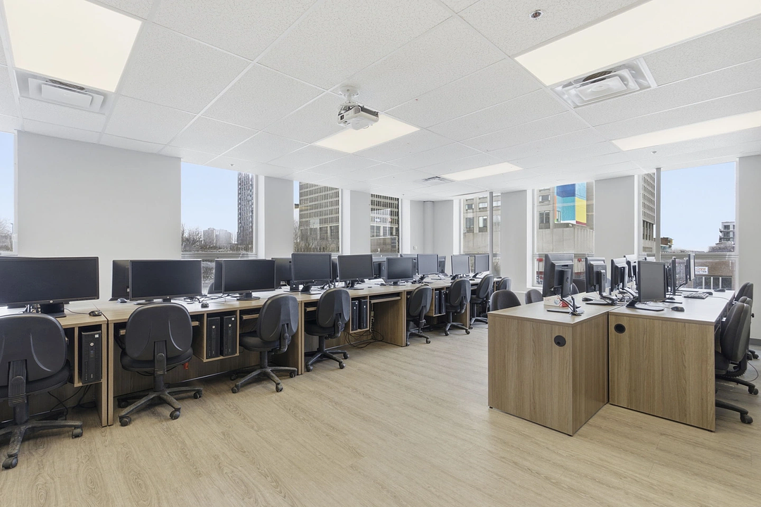 300 - 1265 Rue Berri, Montréal, QC