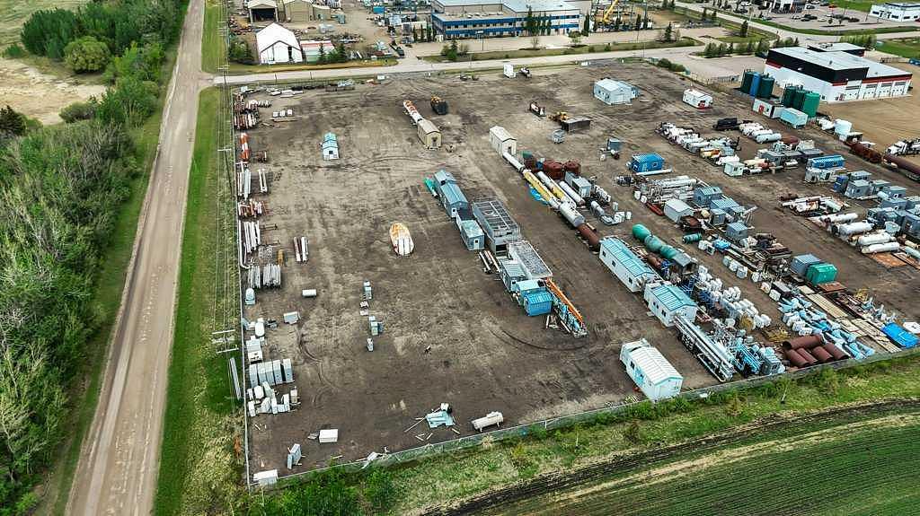 57 Mckenzie Drive, Penhold, AB