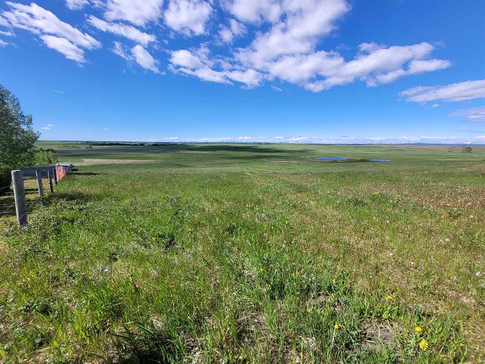 W-5,R-3,T-27,S-22, NW,SW - Lochend Road, Rocky View County, AB