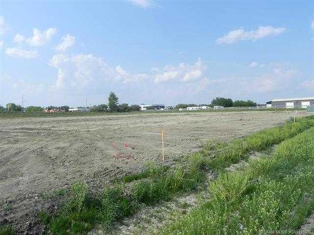 5384 Len Thompson Drive, Lacombe, AB