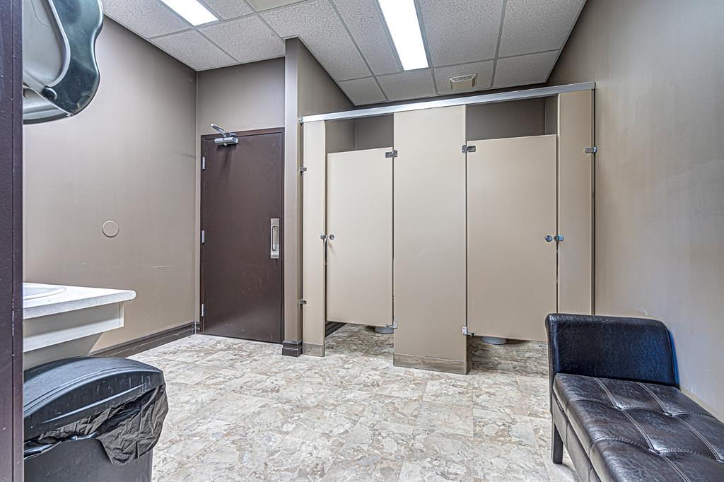 2602 50 Avenue, Lloydminster, AB