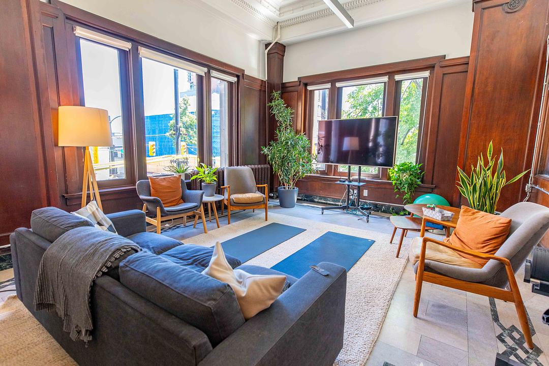 Main & Mezz - 402 W Pender St, Vancouver, BC