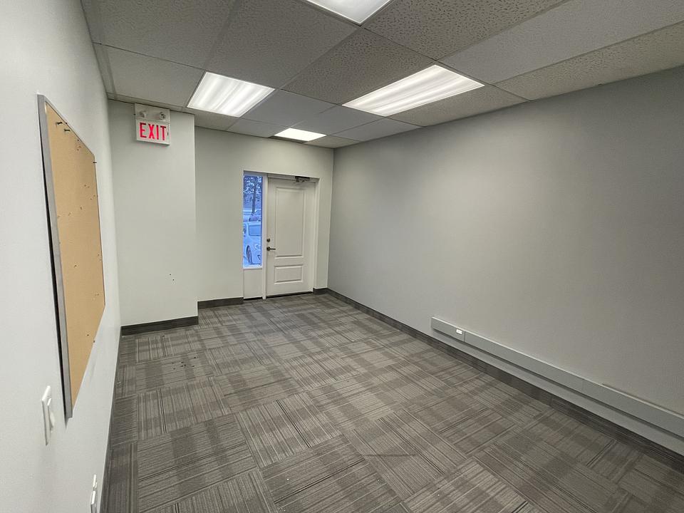 108 - 5399 Eglinton Avenue West, Toronto, ON