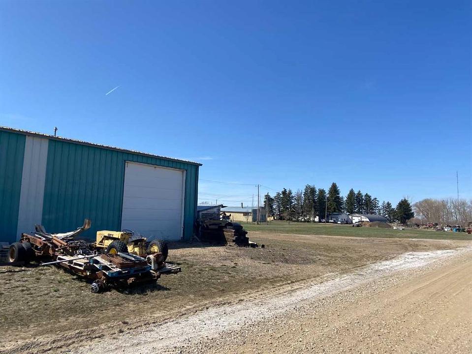 219 Railway Avenue Southeast, Youngstown, AB
