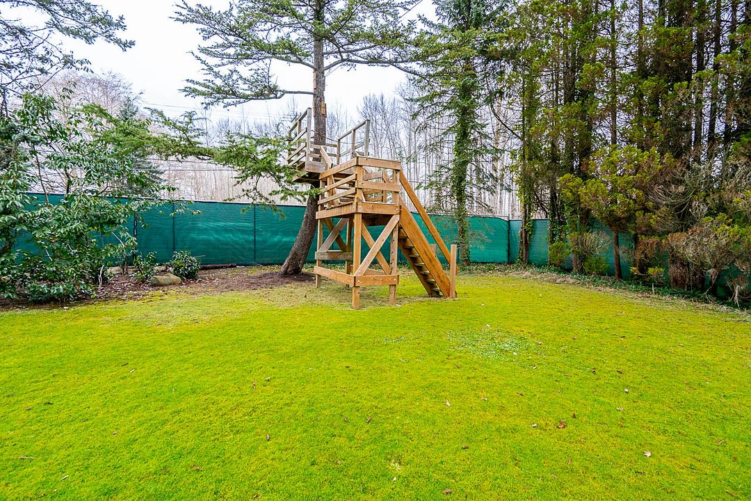 16114 20 Avenue, Surrey, BC
