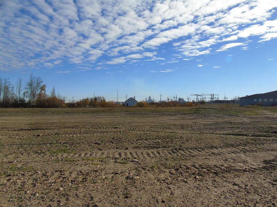 West Mitsue Ind Road, Slave Lake, AB