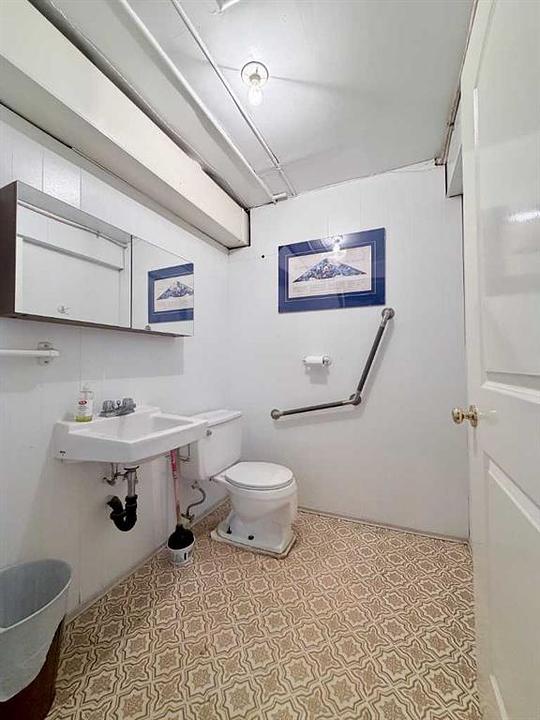 4706 50 Street, Mayerthorpe, AB