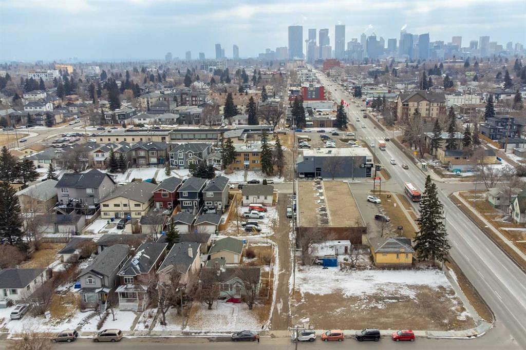 2620 Centre Street North, Calgary, AB