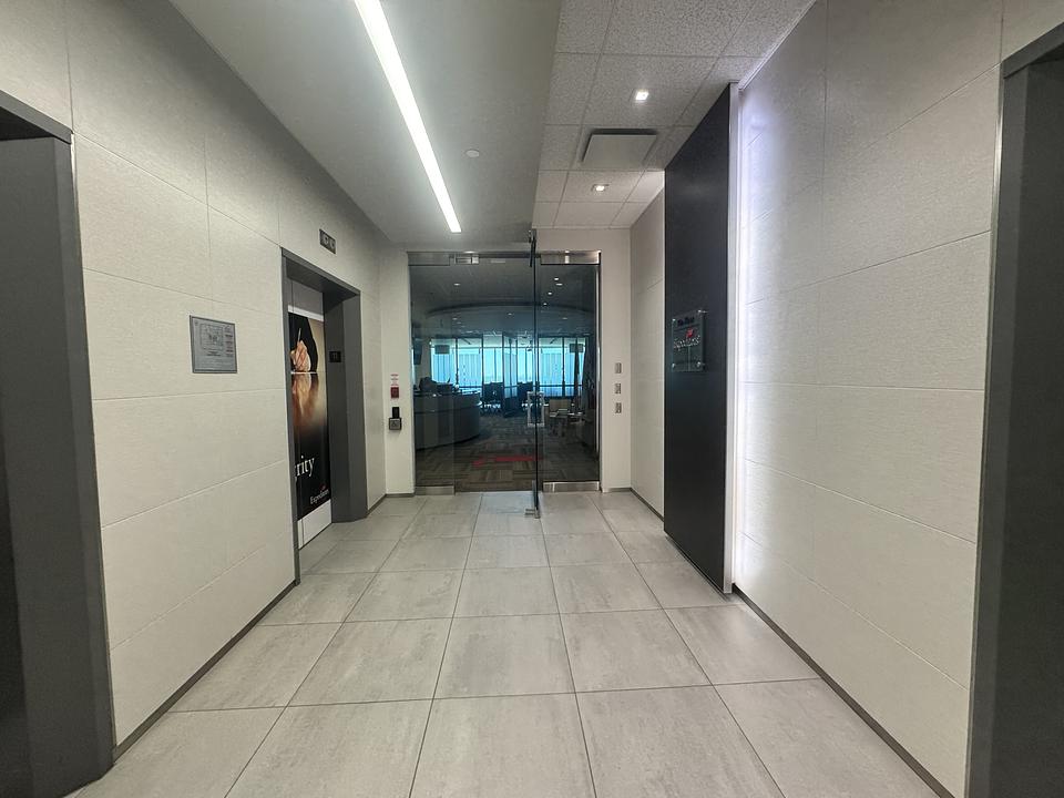 1100 - 55 Standish Court, Mississauga, ON