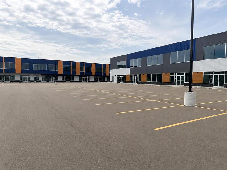 10930 42 Street Northeast, Calgary, AB