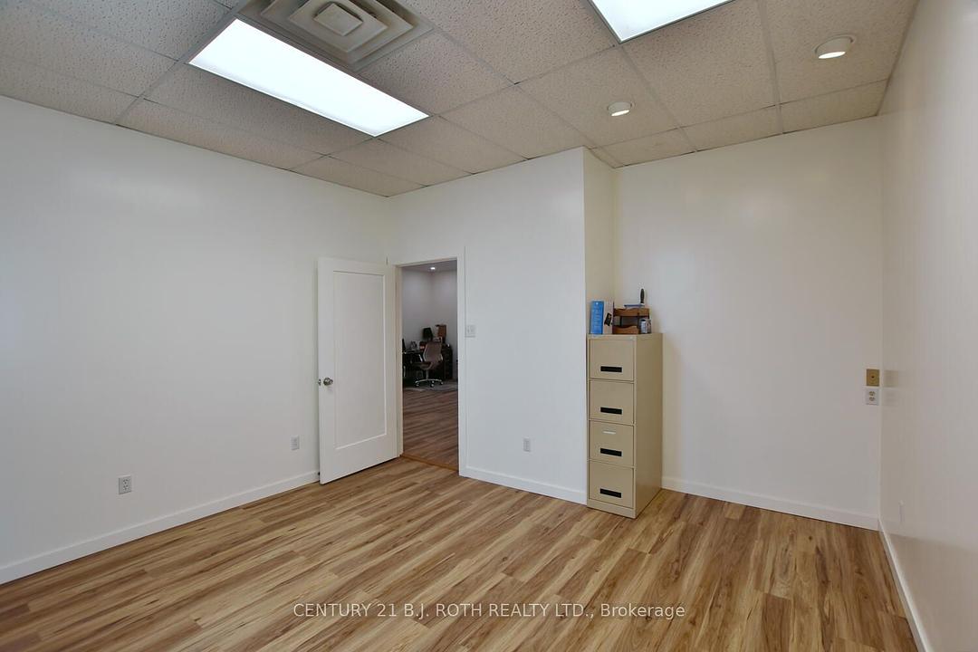240 9th Avenue East, Owen Sound, ON