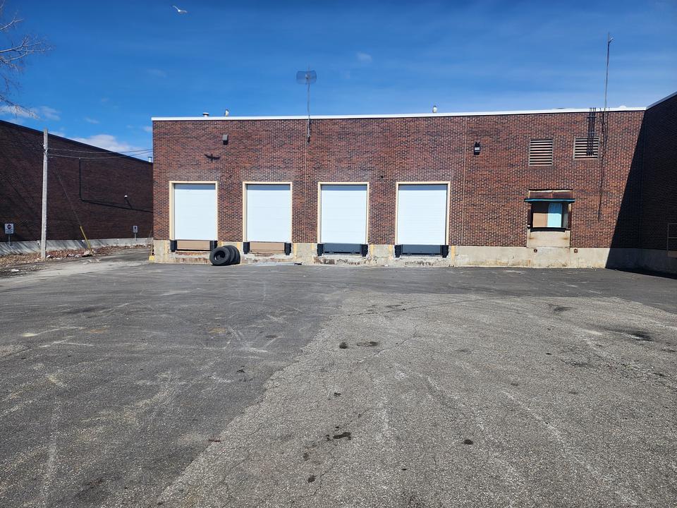 5695 Rue Ferrier, Mont-Royal, QC