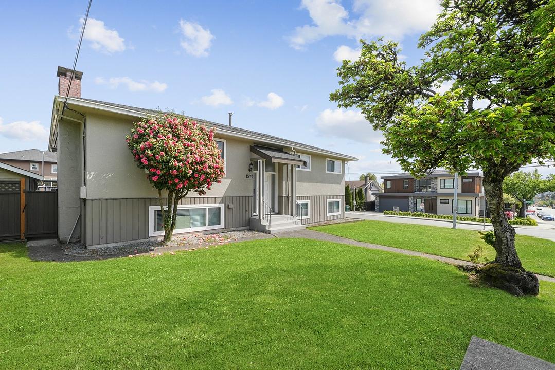 1570 Sperling Avenue, Burnaby, BC