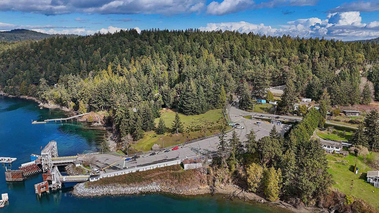 492 Dalton Drive, Mayne Island, BC