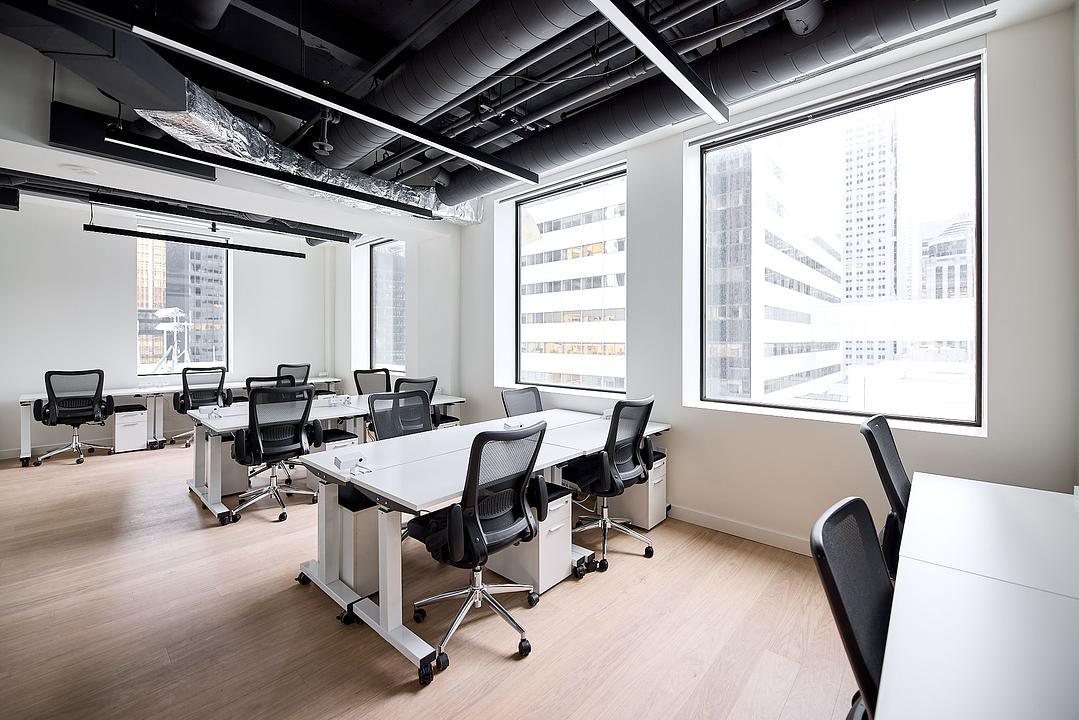 1320 - 302 Bay Street, Toronto, ON