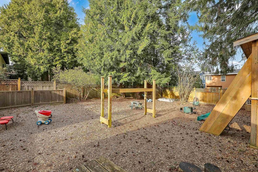 1554 Stevens Street, White Rock, BC