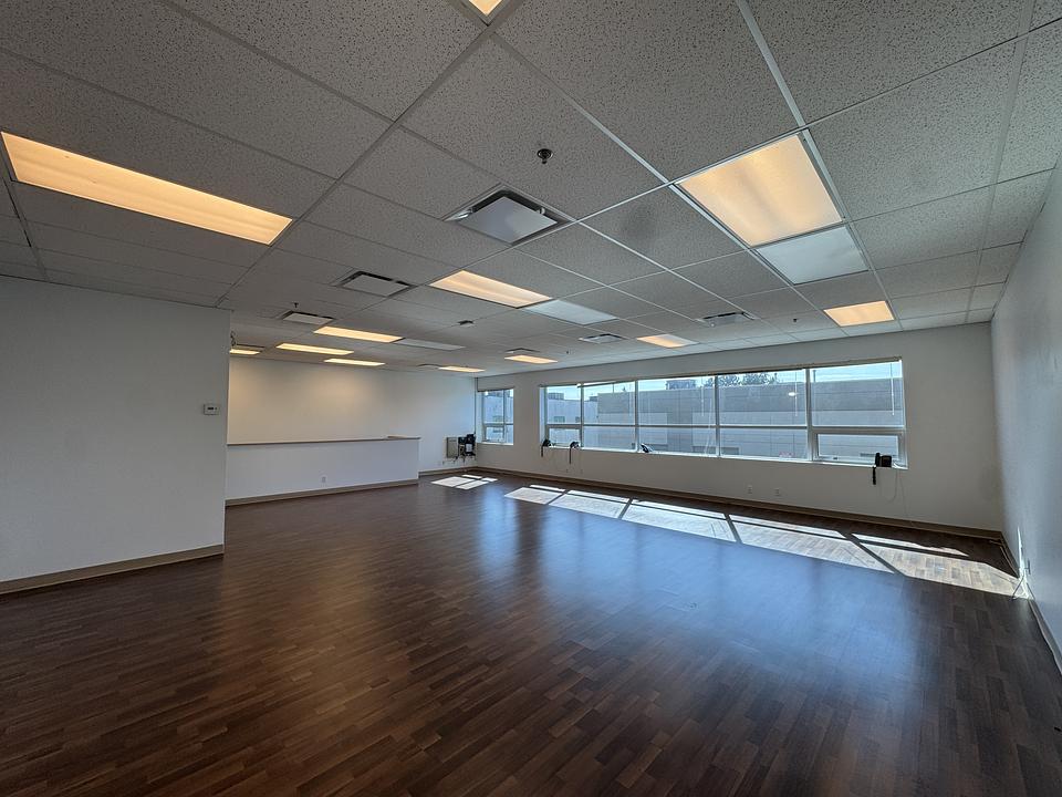 3033 - 2560 Shell Road, Richmond, BC