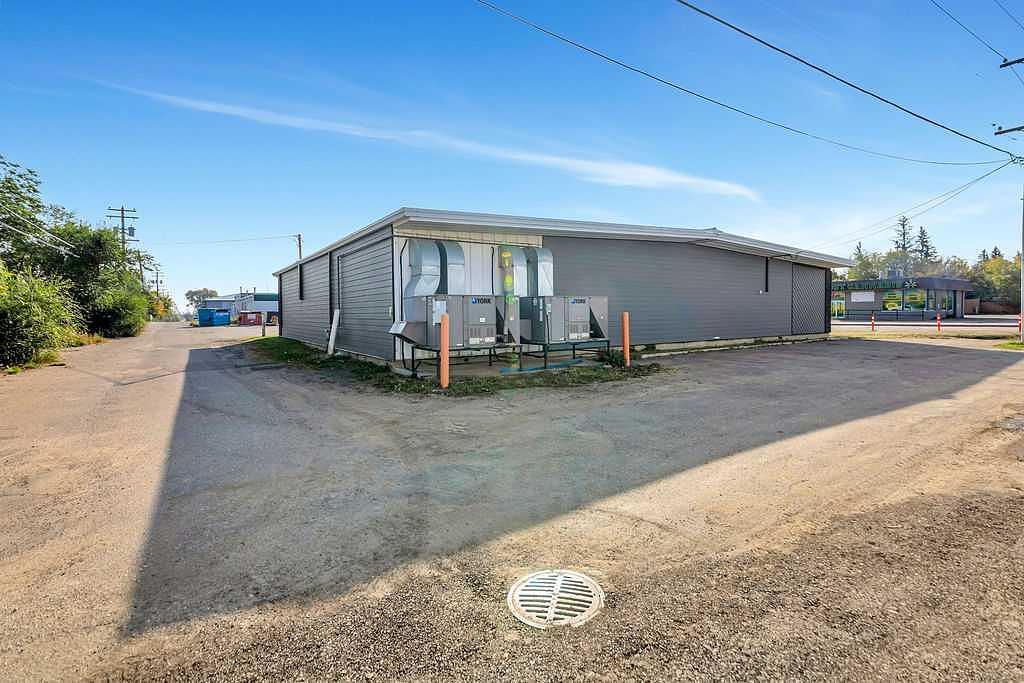 4818 44 Street, Lloydminster, SK