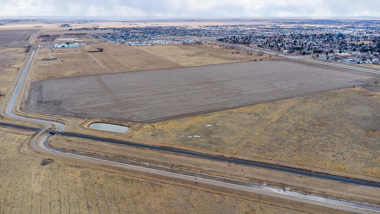 1125 43 Street South, Lethbridge, AB