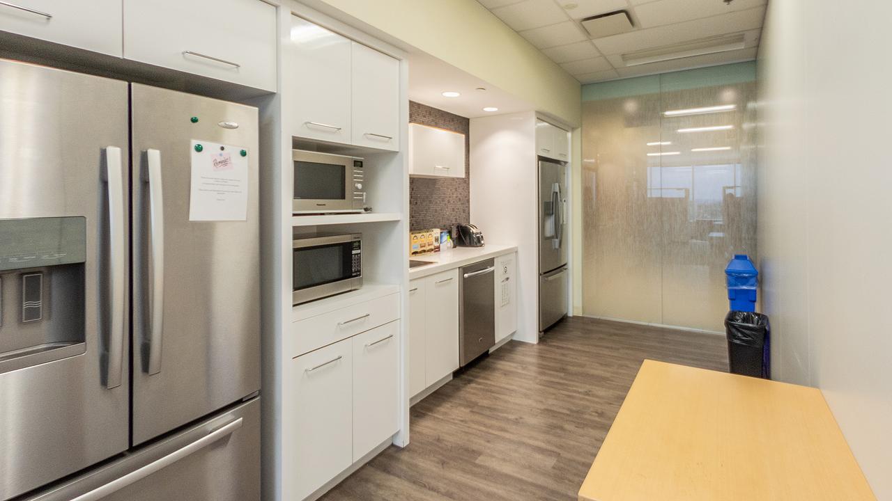 140 10 Ave SE, Calgary, AB