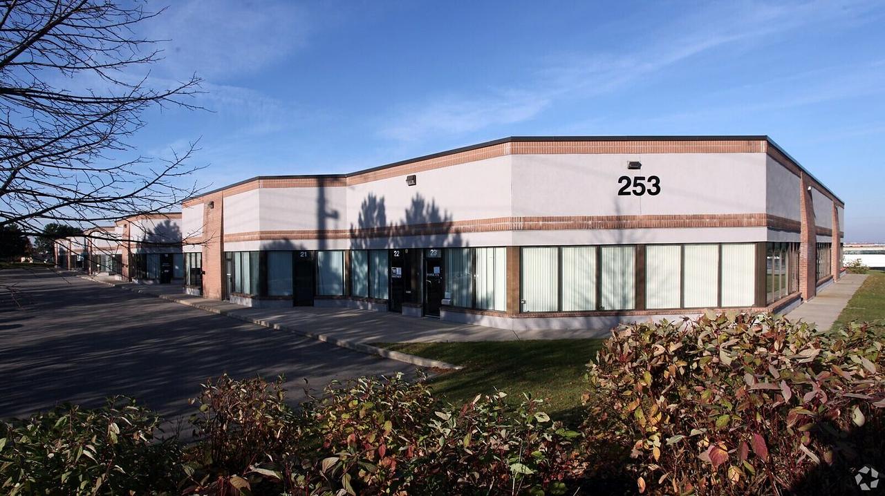 253 Summerlea Road, Brampton, ON