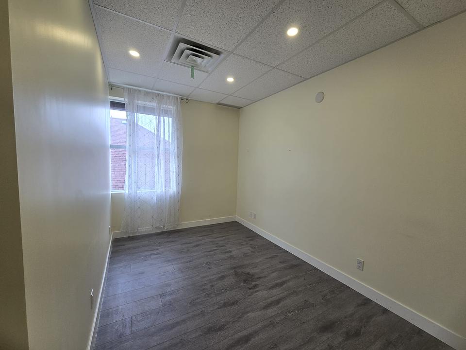 208 - 4751 Garden City Road, Richmond, BC