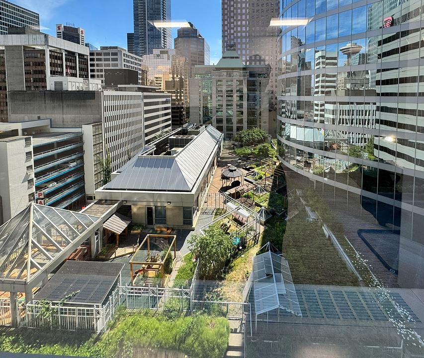 909 - 510 Burrard Street, Vancouver, BC