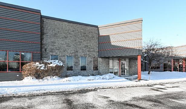 5750 Boulevard Thimens, Montreal, QC
