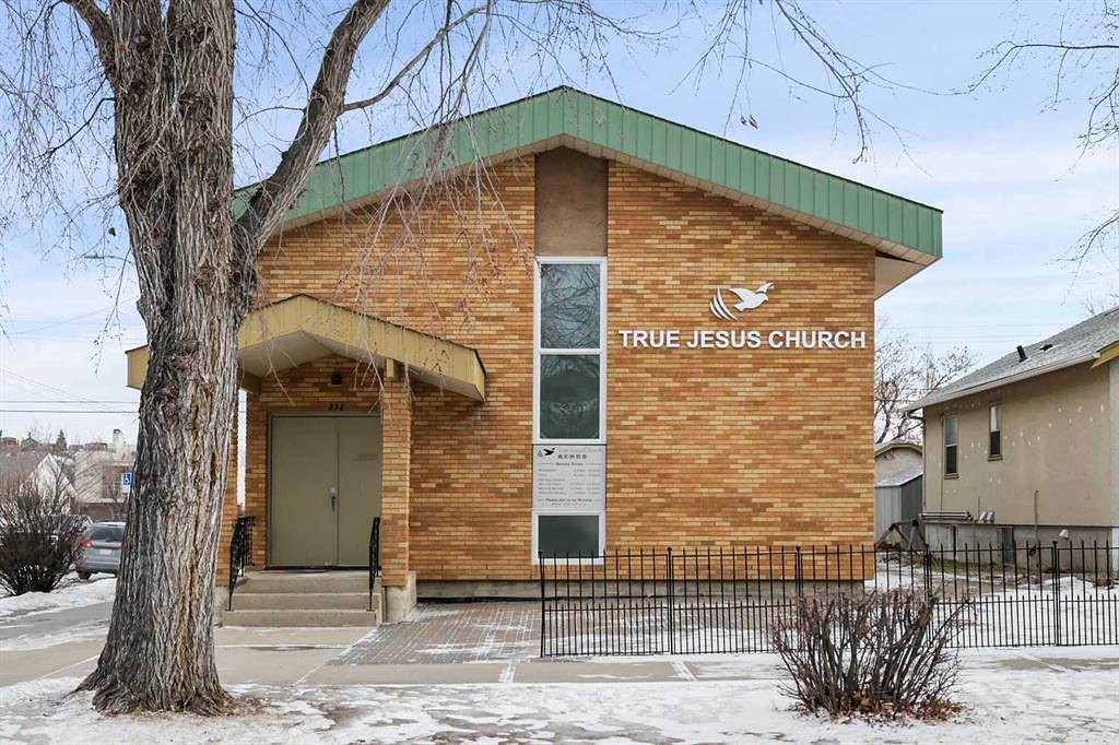 232 8A Street Northeast, Calgary, AB