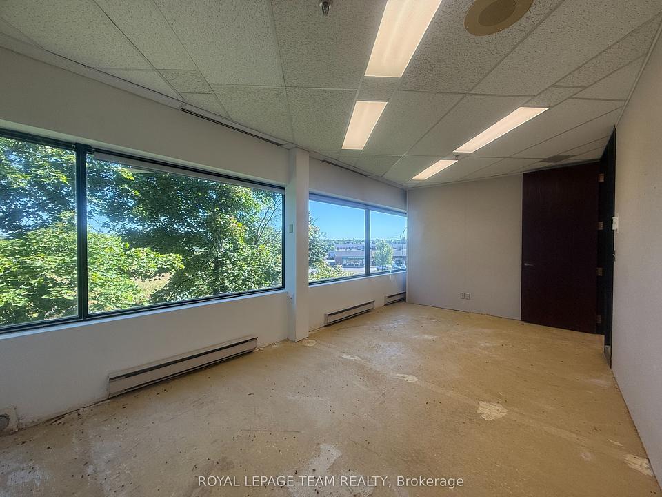 230 - 106 Colonnade Road North, Ottawa, ON